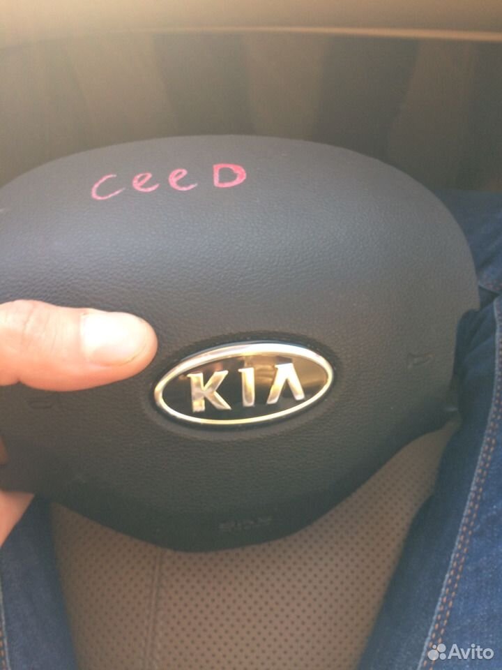 Безопасность киа сид. Airbag в Киа СИД 3. Подушка водителя Киа СИД 4. Kia Ceed 2011 подушки безопасности. Kia Ceed CD подушки безопасности.