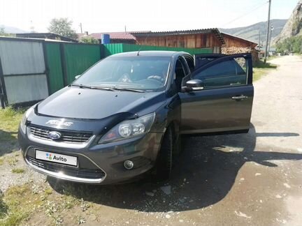 Ford Focus 1.8 МТ, 2010, седан