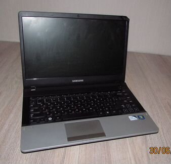 Ноутбук SAMSUNG NP300E4A