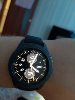SAMSUNG watch