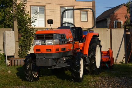 Продам японский мини трактор yanmar kubota iseki