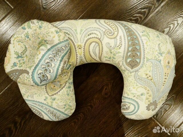 Подушка для кормления ребенка грудью