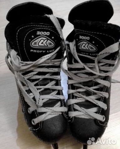 Коньки хоккейные