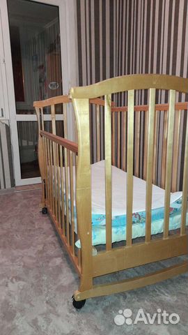 Детская кроватка