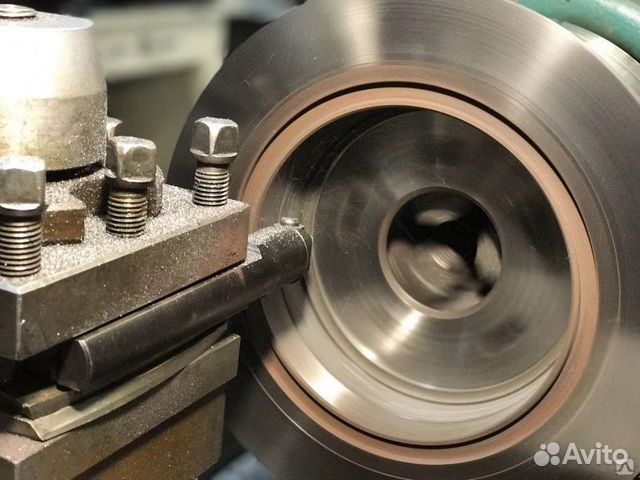 Токарные работы по металлу