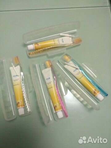 Дорожный набор с зубной пастой и щёткой