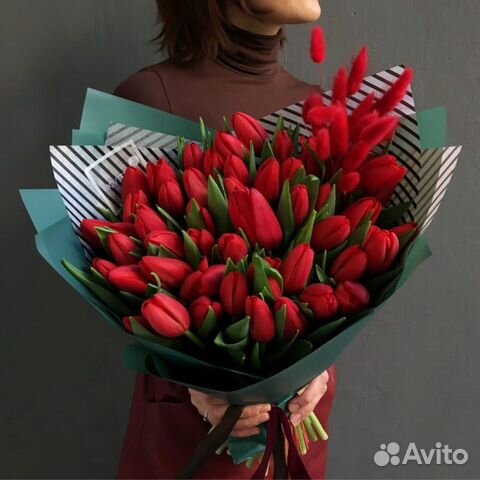 Тюльпаны к 8 марта