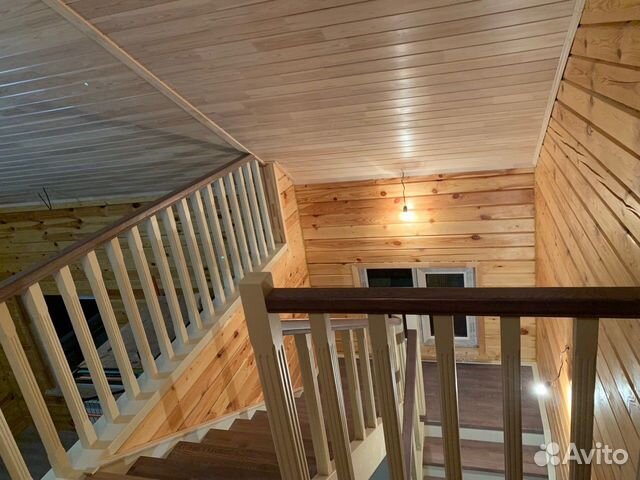 Лестница на заказ / Лестница деревянная