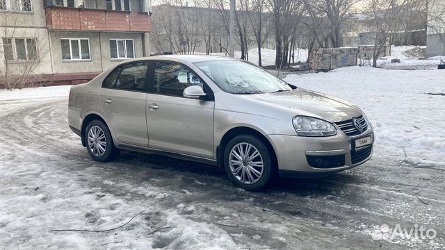 Volkswagen Jetta 1.6 AT, 2009, 208 000 км