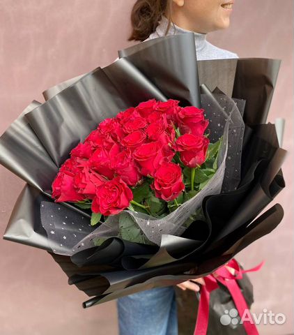 Букеты и композиции из длинных роз