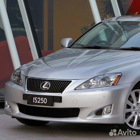 Бампер передний в цвет Lexus IS250/350 XE20