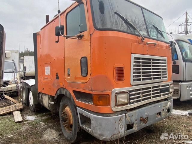 International 9800, 1999