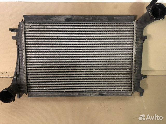 Радиатор интеркуллера Volkswagen Passat B6