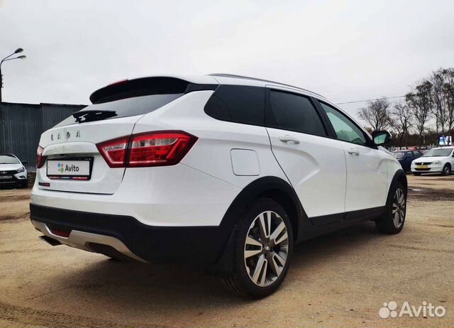 LADA Vesta Cross 1.6 CVT, 2022