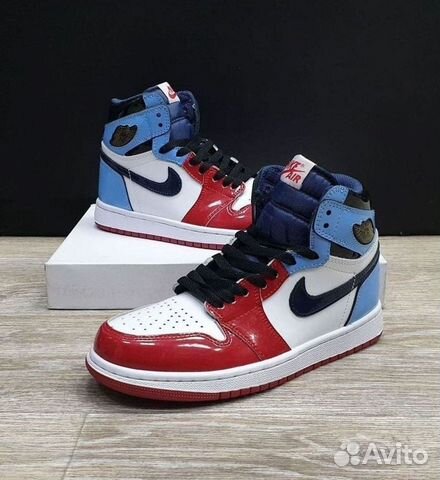 Кроссовки Nike Air Jordan 1