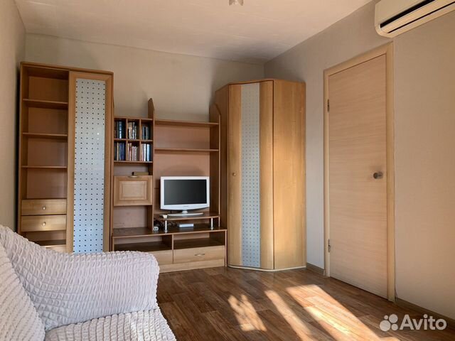 

1-к. квартира, 42 м², 4/4 эт.