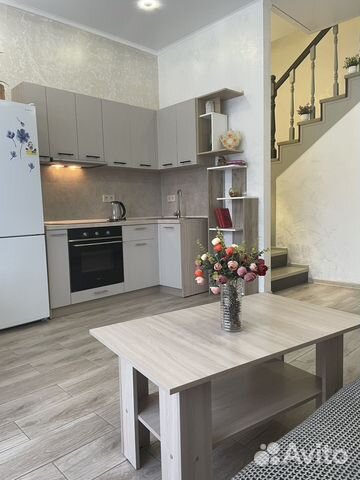 

2-к. таунхаус, 90 м²