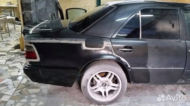W124 e500 крылья (пластик) W124 e500 крылья (пластик)