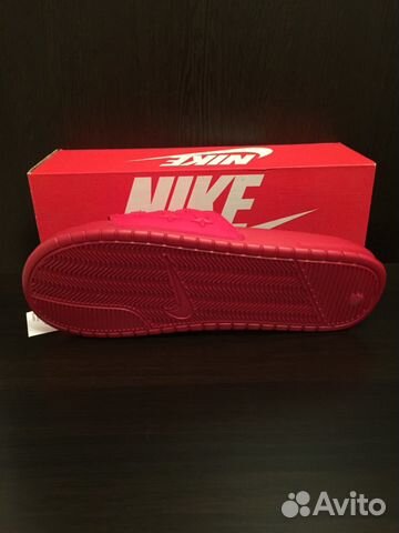 Сланцы Nike Benassi JDI QS Сланцы Nike Benassi JDI QS