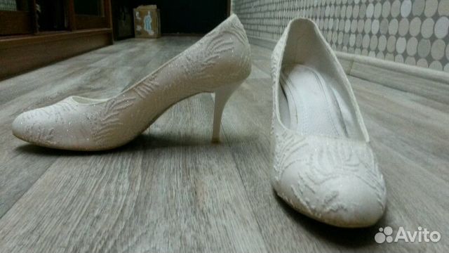 Туфли свадебные цвета айвори с блестками из натура