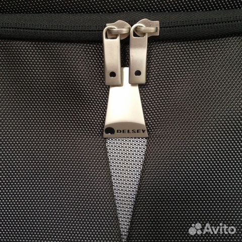 Сумка для костюма мужская, новая - Портплед Delsey Сумка для костюма мужская, новая - Портплед Delsey