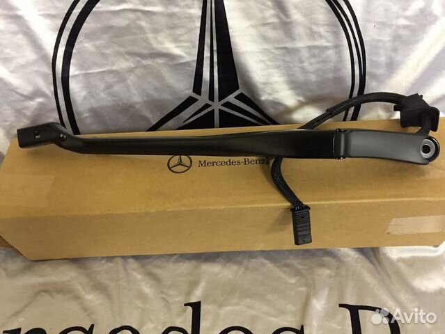 Поводок стеклоочистителя передний Mercedes 166 292