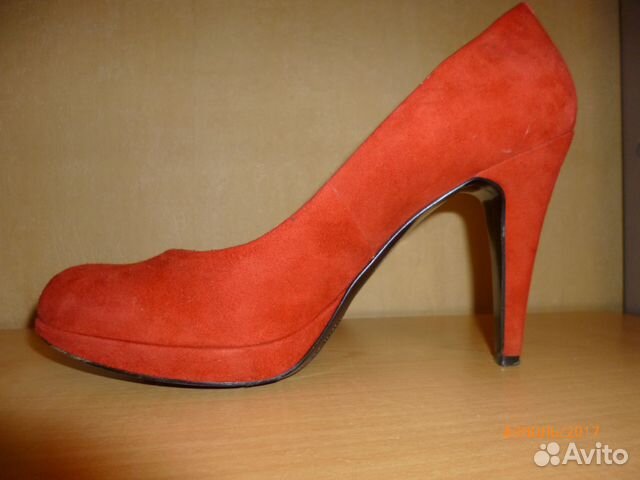 Красные замшевые туфли Nine West р.38