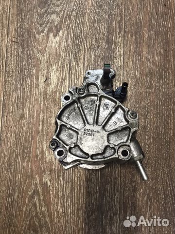 Насос вакуумный Land Rover Freelander 2 2007-2009 Насос вакуумный Land Rover Freelander 2 2007-2009