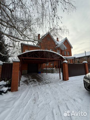

8-к. коттедж, 450 м²