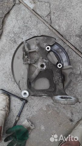 Кулак поворотный правый левый задний Audi A4 A5