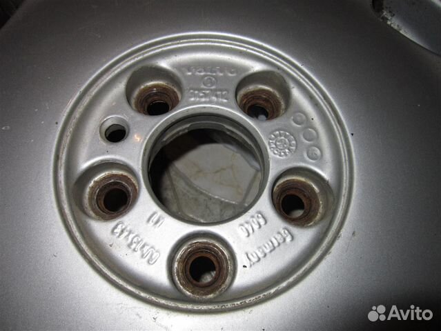 Колесо в сборе Ford Volvo Вольво 740 940 960 S40 Колесо в сборе Ford Volvo Вольво 740 940 960 S40