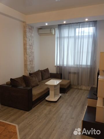 

2-к. квартира, 42 м², 8/10 эт.