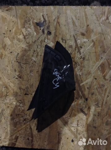 Уголок крыла Ситроен С4куп