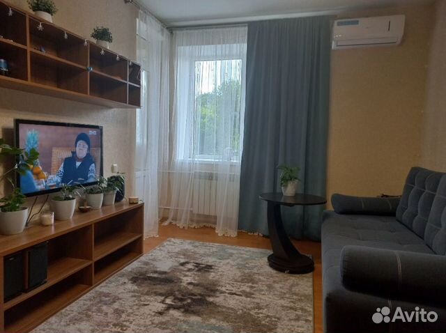

1-к. квартира, 40 м², 2/5 эт.