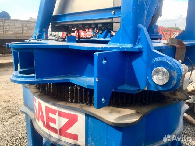 Башенный кран saez TL505 - 2011 года Башенный кран saez TL505 - 2011 года