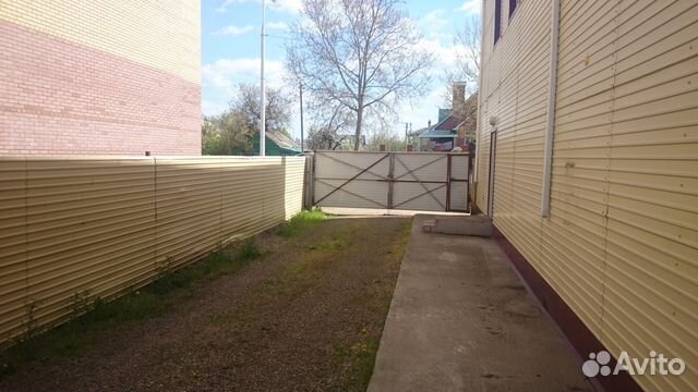 Помещение свободного назначения, 300 м²