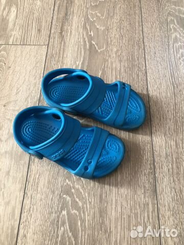 Сандали crocs