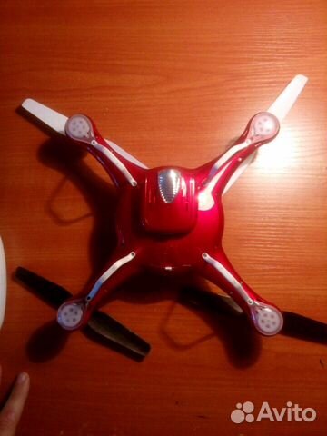 Квадрокоптер syma x5uw