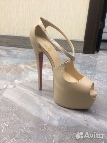 Туфли Christian louboutin Туфли Christian louboutin
