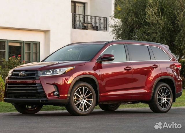 Правый порог стойка Тойота Хайлендер 2018