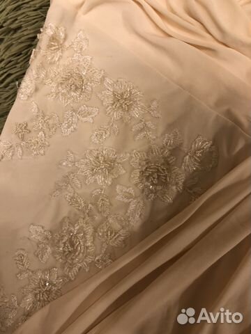 Платье вечернее на выпускной Платье вечернее на выпускной