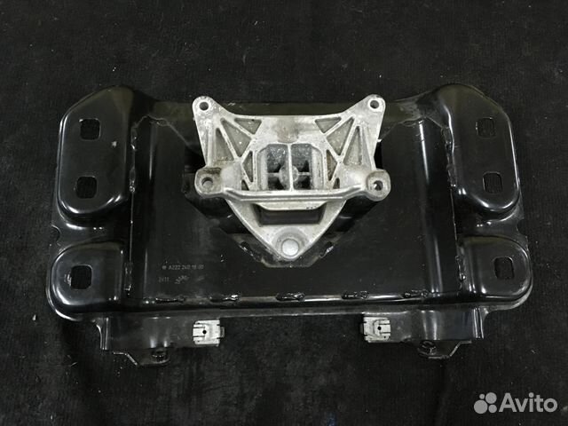 Кронштейн опоры mercedes w222