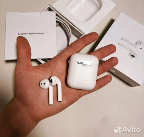 AirPods