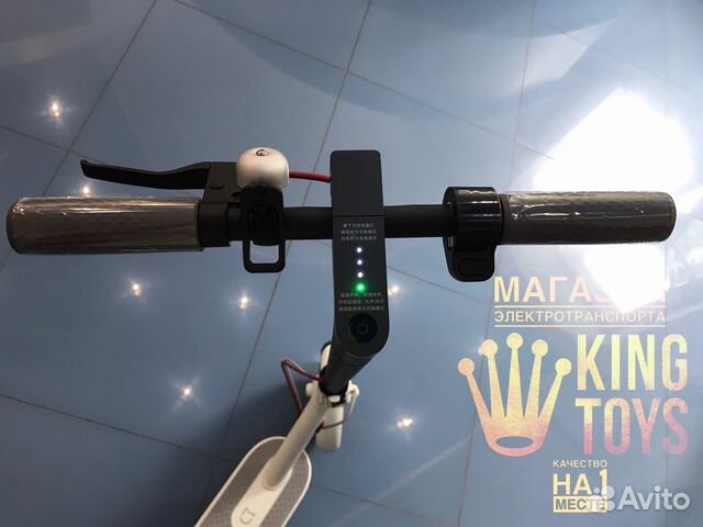 Электросамокат Xiaomi Mijia M365 Электросамокат Xiaomi Mijia M365