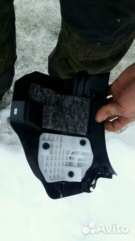 Накладка стойки передняя L нижняя Toyota Rav4 40 Накладка стойки передняя L нижняя Toyota Rav4 40