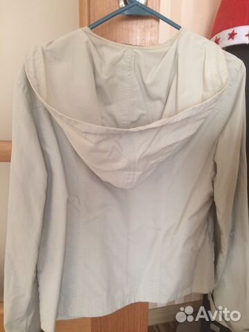 Продаю плащ и ветровку