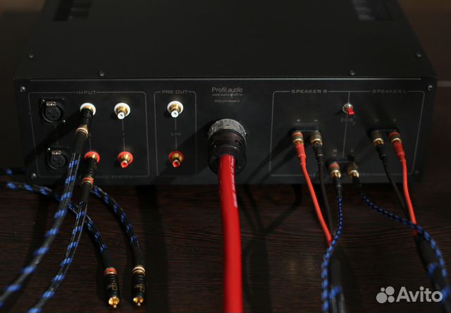 Стерео усилитель Hi End - предтоповый вариант Стерео усилитель Hi End - предтоповый вариант