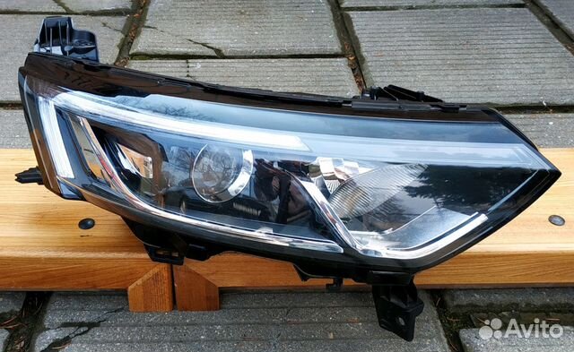 Фара правая Renault Koleos 2601 03366R Фара правая Renault Koleos 2601 03366R