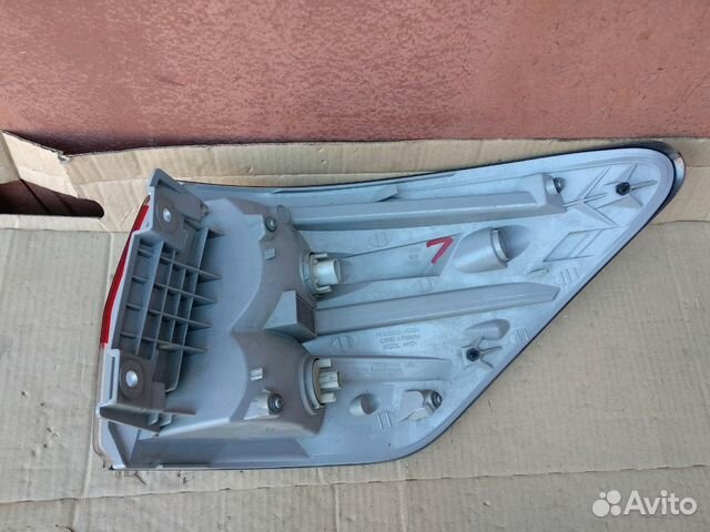 Фонарь Nissan Pathfinder 4 R52 левый оригинал