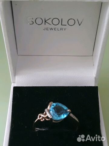 Новое золотое кольцо с топазом sokolov